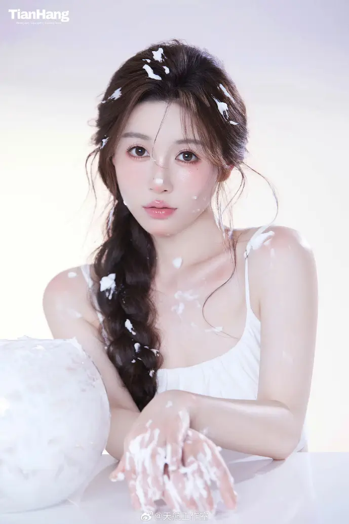 高校食堂浪费现象实拍